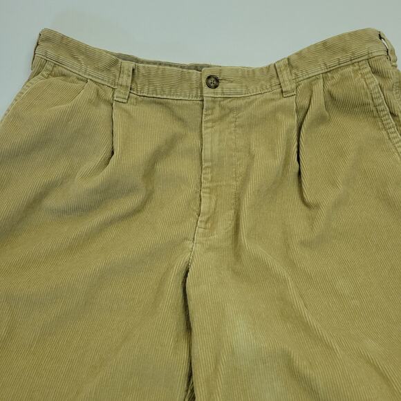 LL Bean Double L Natural Fit Wide Wale Corduroy Pleated Tan Pants Strt Leg 38/28 - Picture 2 of 4